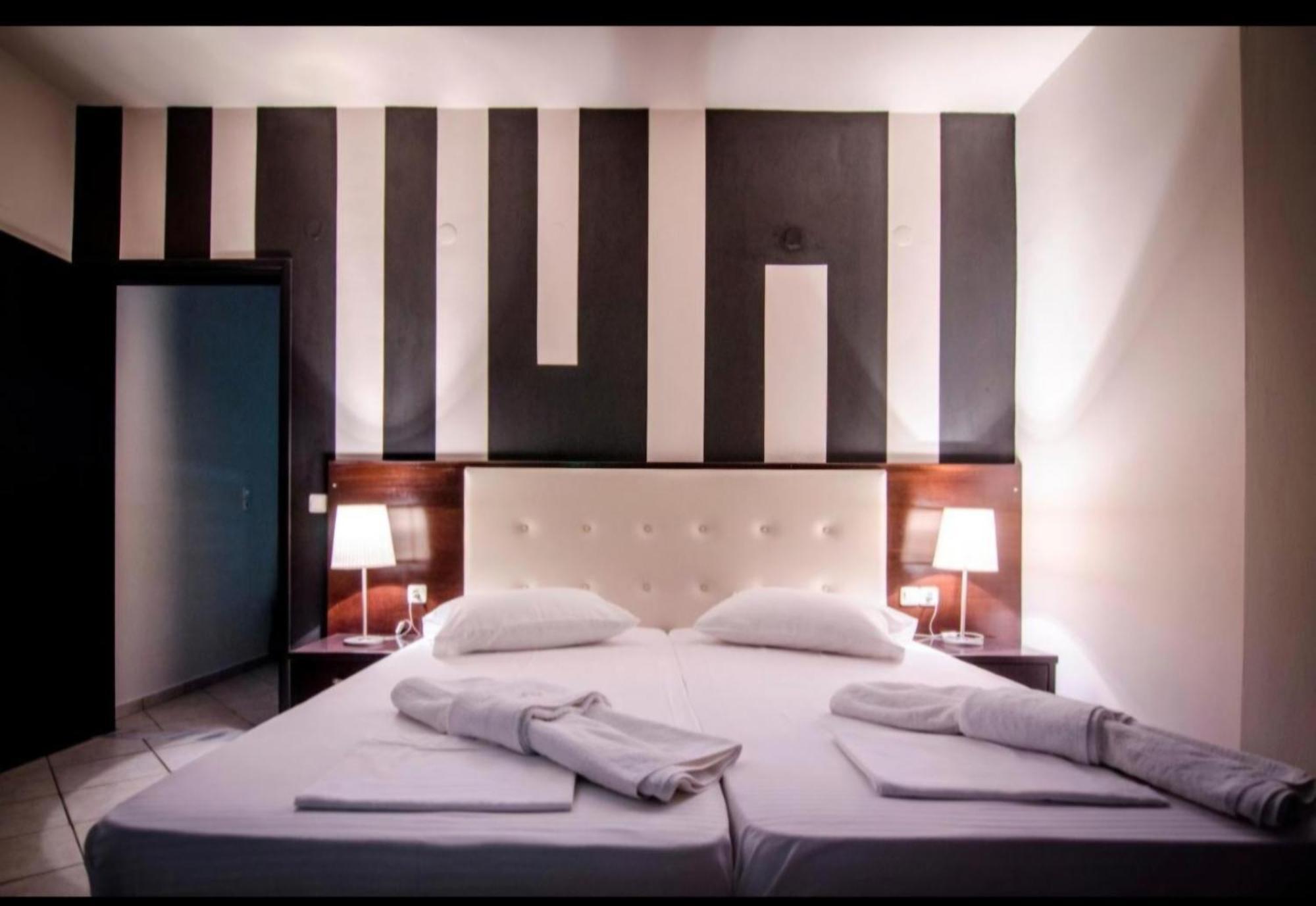 Aparthotel Aristidis Garden à Parga Extérieur photo