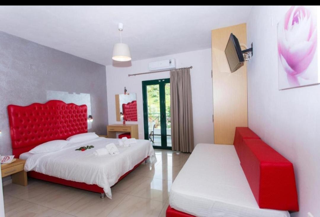 Aparthotel Aristidis Garden à Parga Extérieur photo