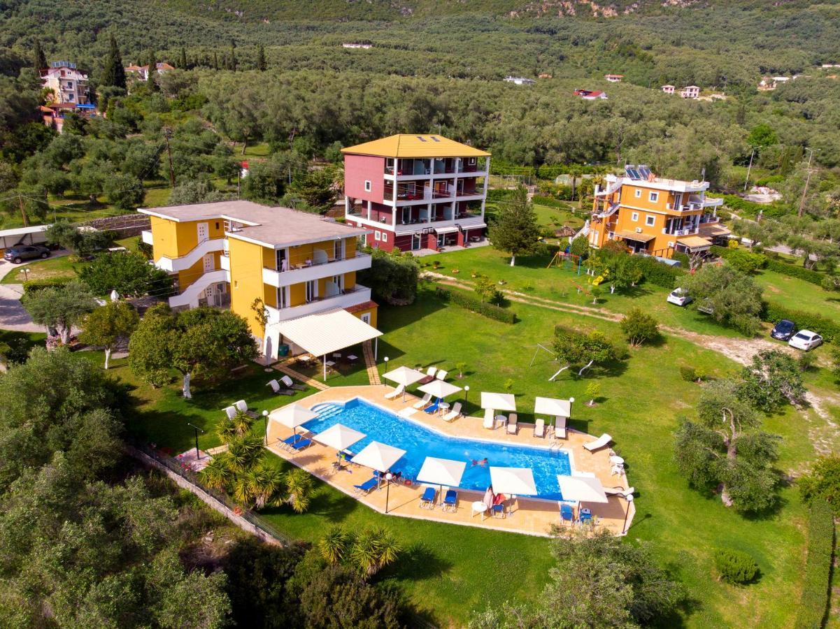 Aparthotel Aristidis Garden à Parga Extérieur photo